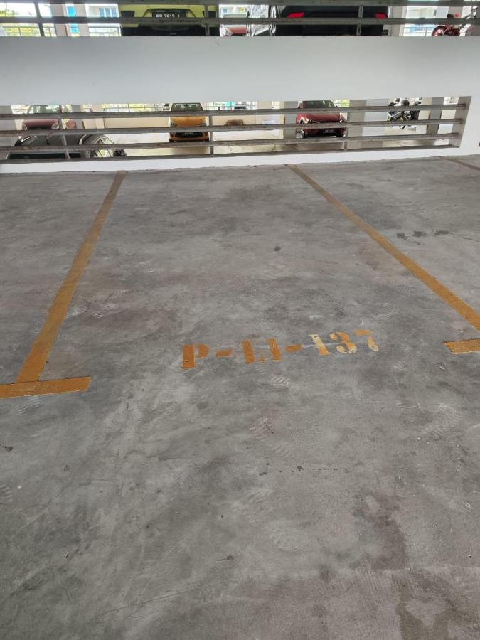 Putra 1 Pool Homestay Bandar Seri Putra Kampong Sungai Buah Exterior foto